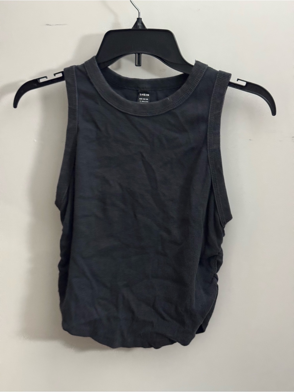 SHEIN Black Ribbed Crewneck Sleeveless Tank